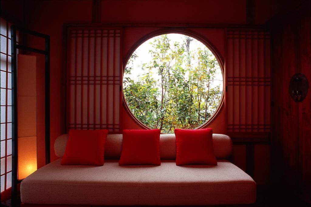 Ishiyama Rikyu Gosoku No Kutsu Hotel Amakusa  Exterior foto