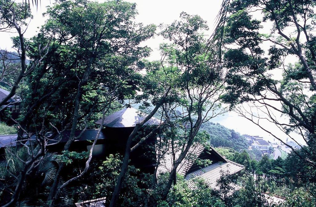 Ishiyama Rikyu Gosoku No Kutsu Hotel Amakusa  Exterior foto